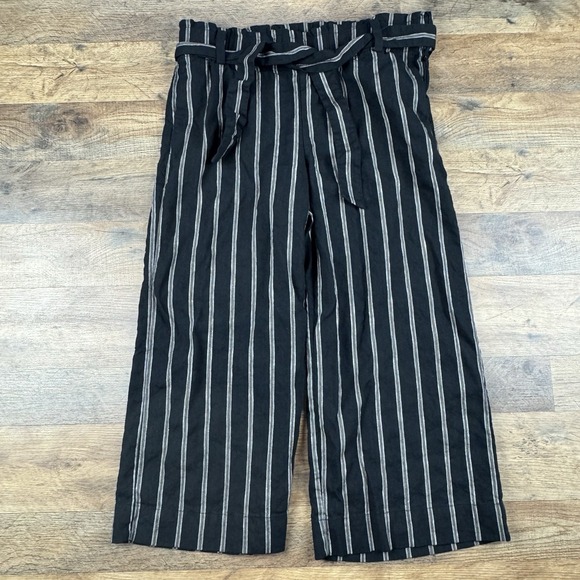 J. JILL Stretch Linen,  Black/Multi Stripe, Belted Pants. Size: Petite Medium - Picture 2 of 10